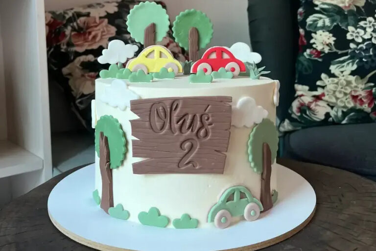 Tort dla chłopca - jak udekorować?